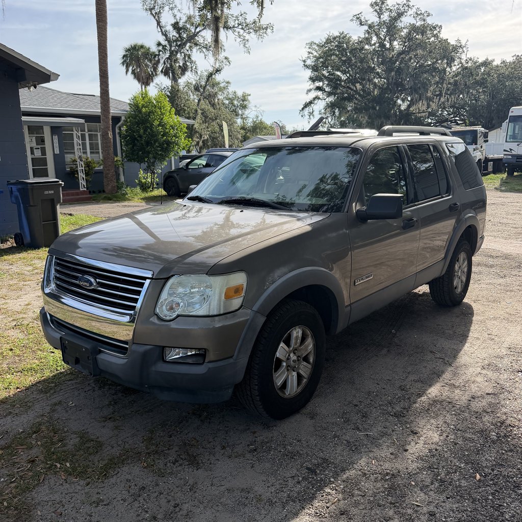 2006 Ford Explorer - $4,950