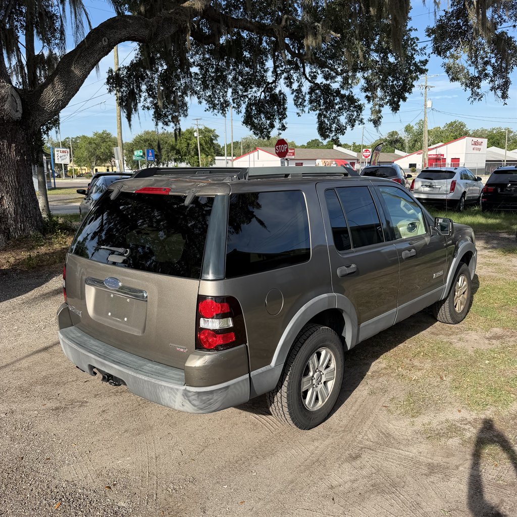 2006 Ford Explorer - $4,950