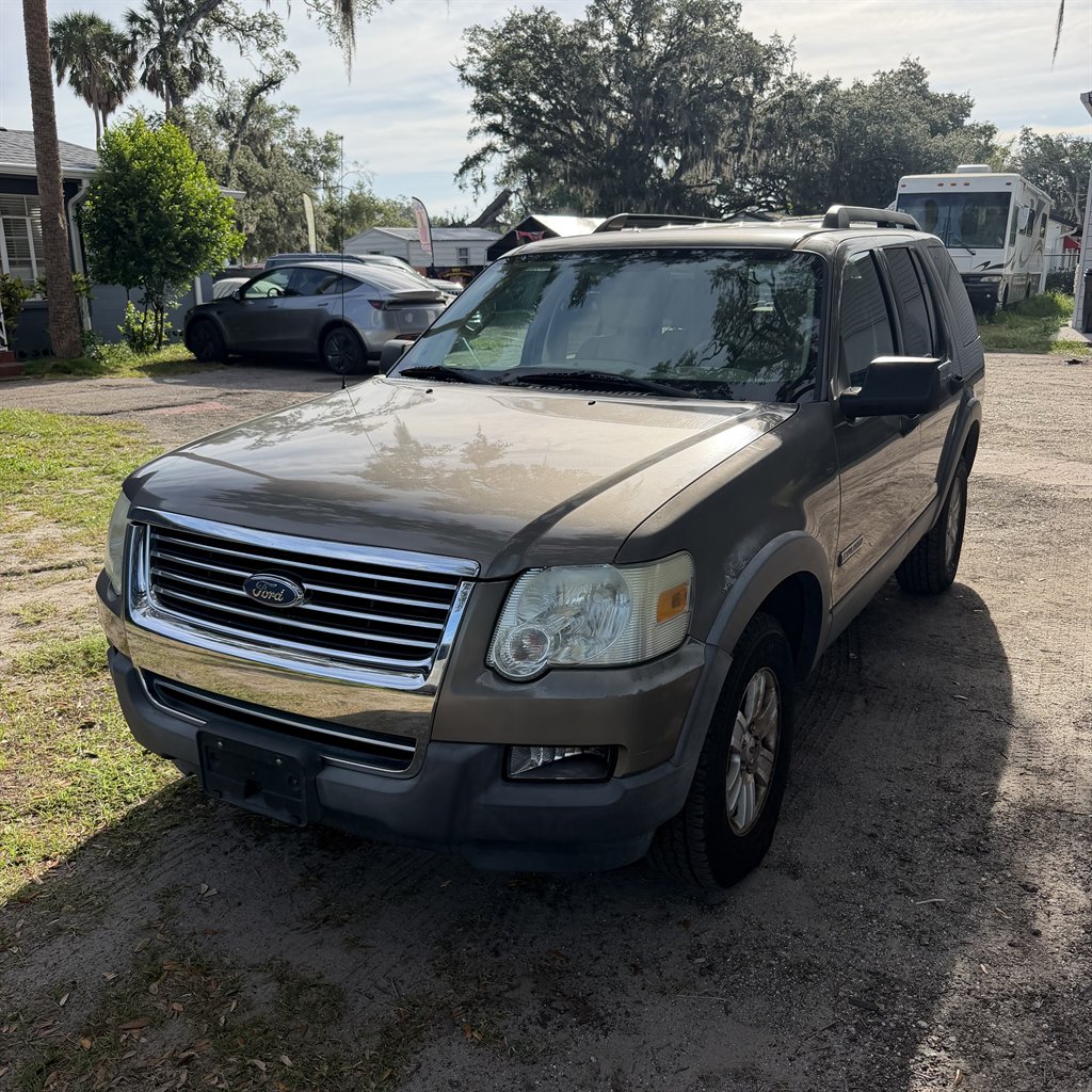 2006 Ford Explorer - $4,950