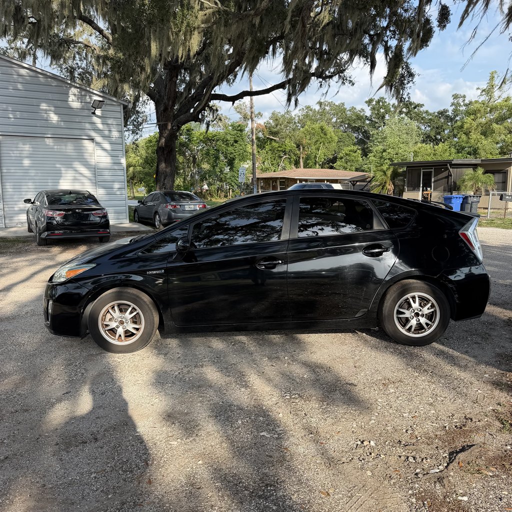 2010 Toyota Prius - $5,390
