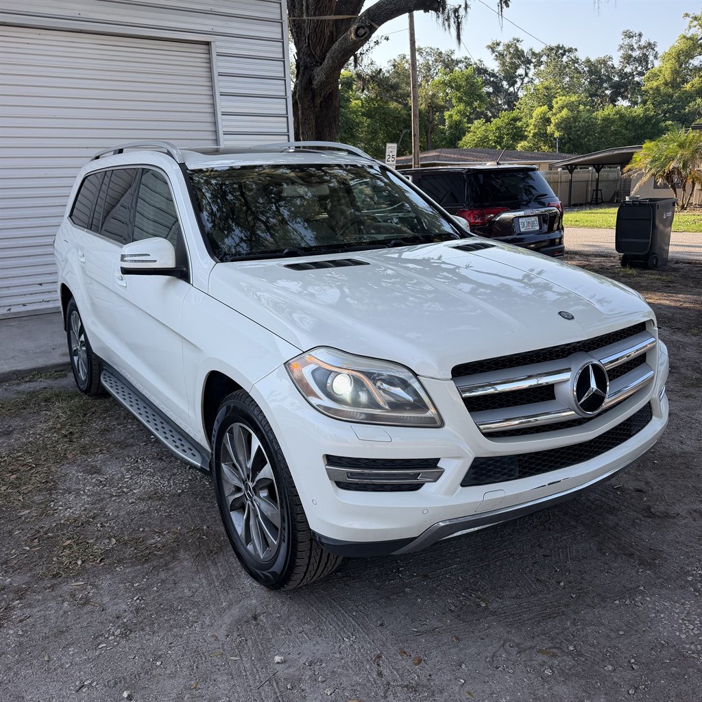2013 Mercedes-Benz GL-Class - $8,500