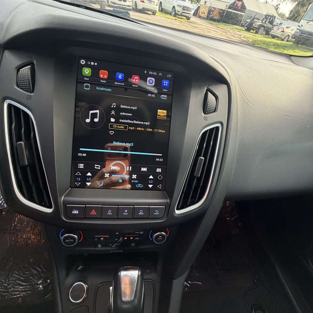 2016 Ford Focus - $5,900