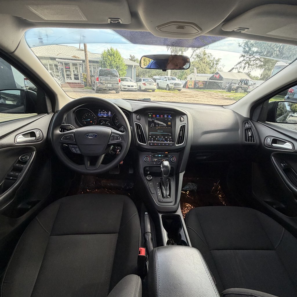 2016 Ford Focus - $5,900