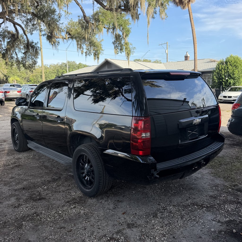 2010 Chevrolet Suburban - $4,500