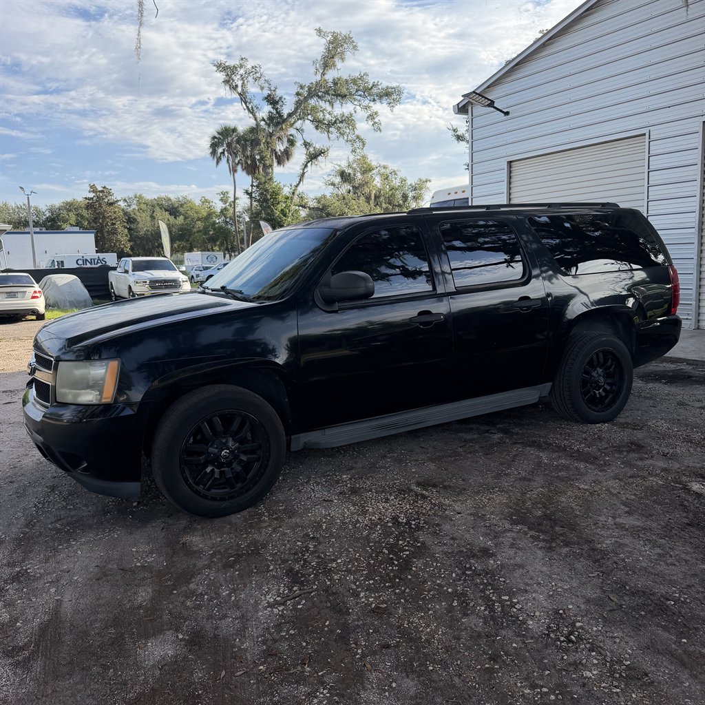 2010 Chevrolet Suburban - $4,500