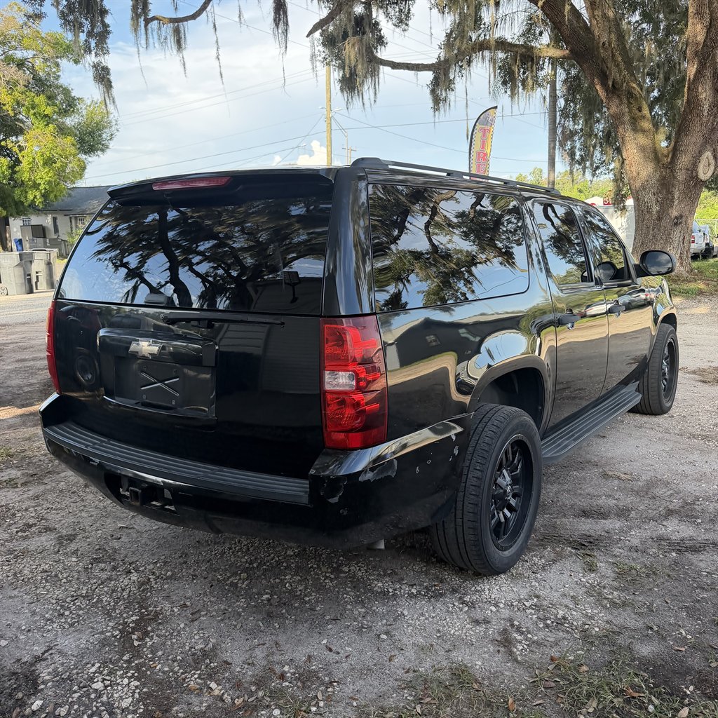 2010 Chevrolet Suburban - $4,500