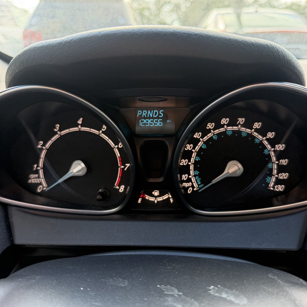 2015 Ford Fiesta - $4,990