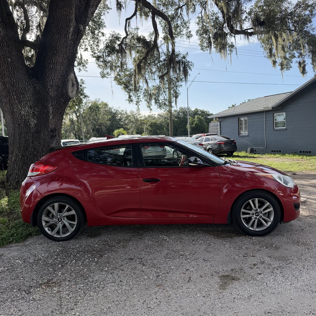 2016 Hyundai Veloster - $4,990