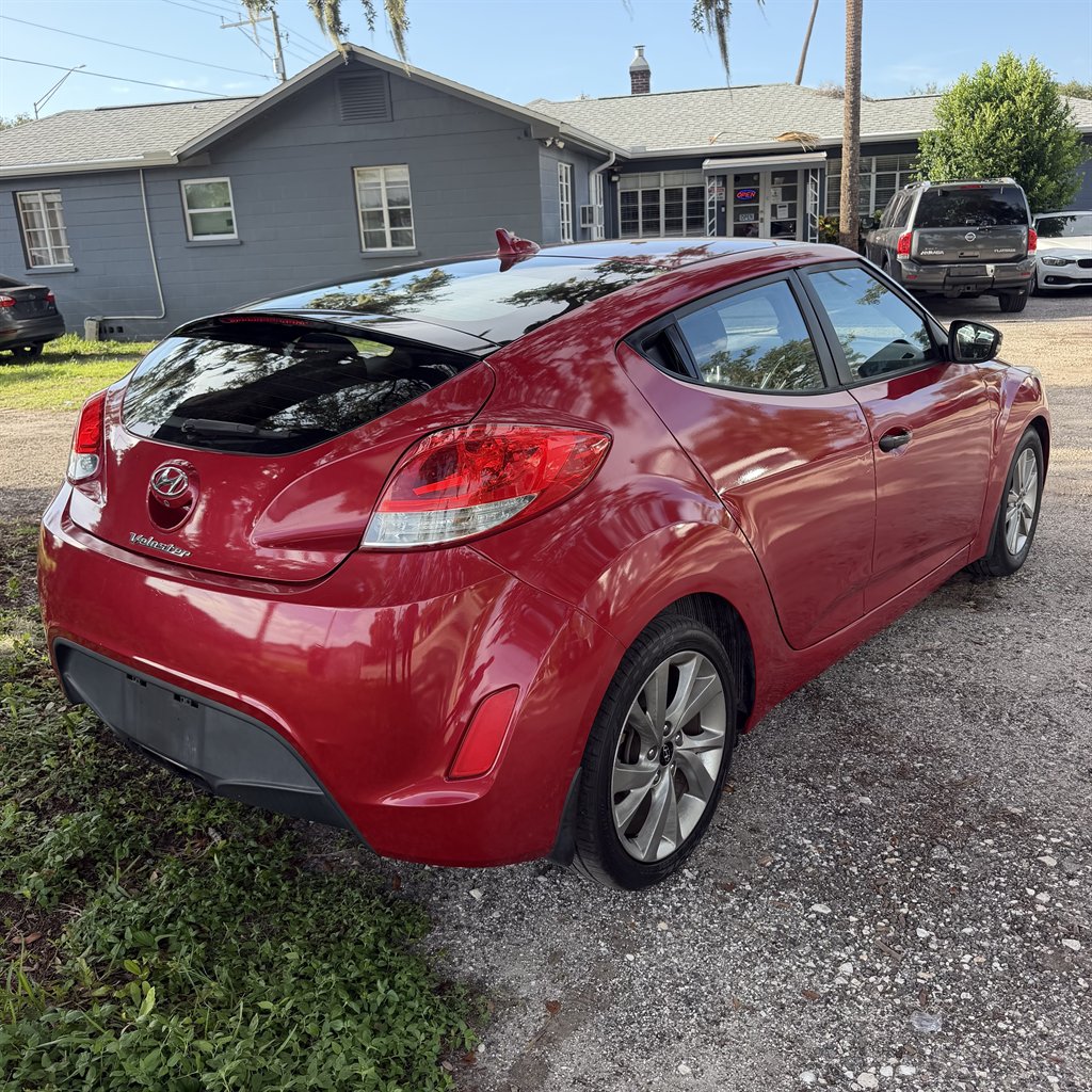2016 Hyundai Veloster - $4,990
