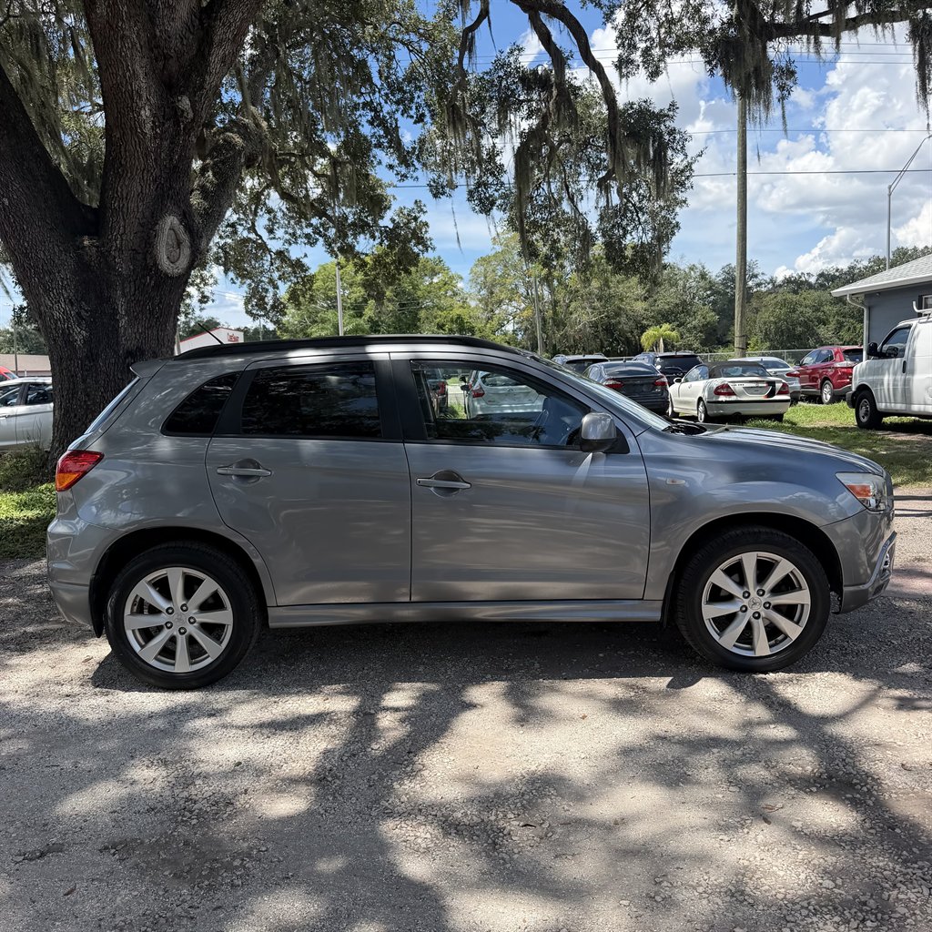 2012 Mitsubishi Outlander - $5,900
