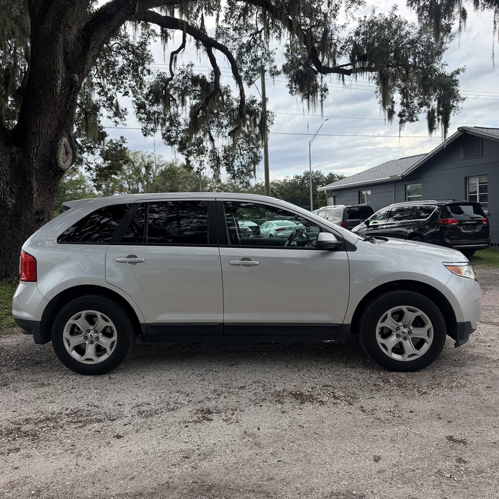 2013 Ford Edge - $5,990