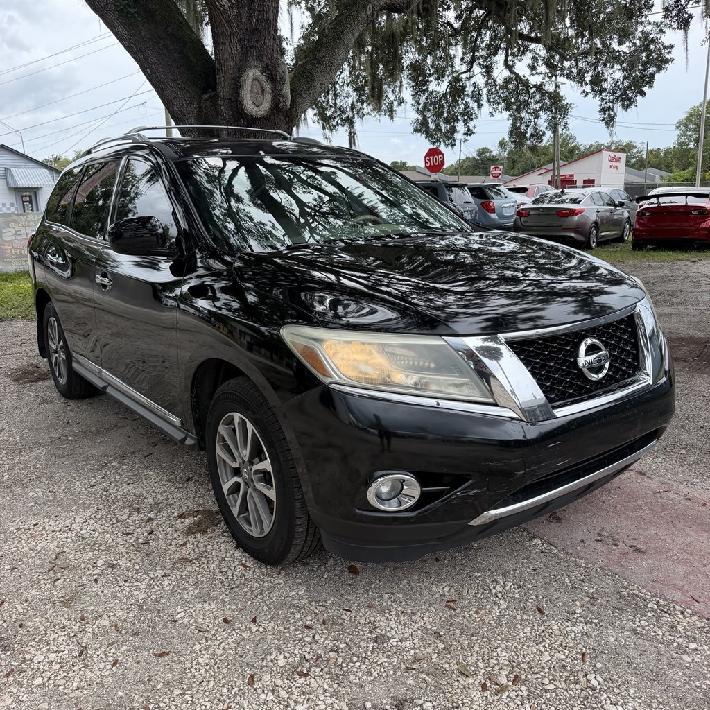 2013 Nissan Pathfinder - $5,990