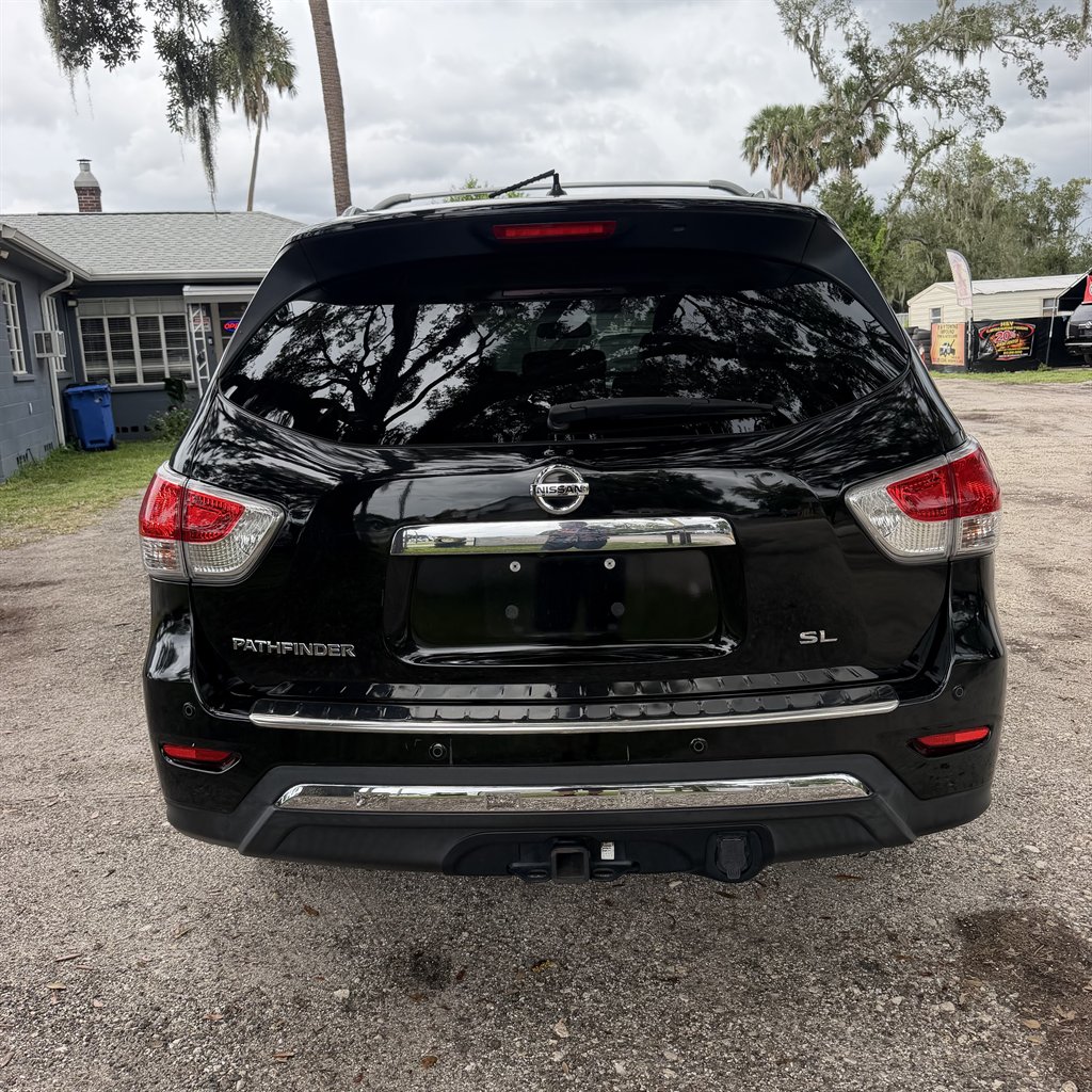 2013 Nissan Pathfinder - $5,990