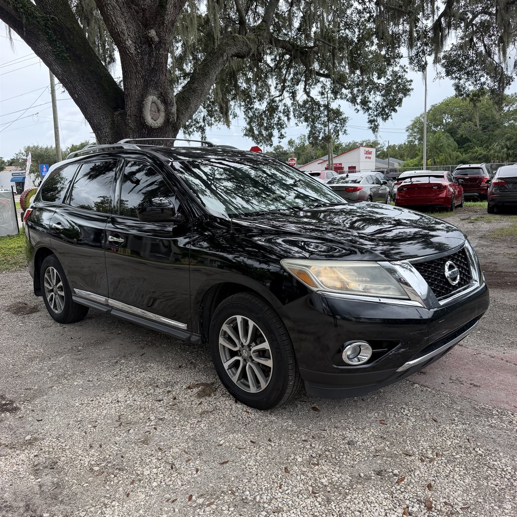 2013 Nissan Pathfinder - $5,990