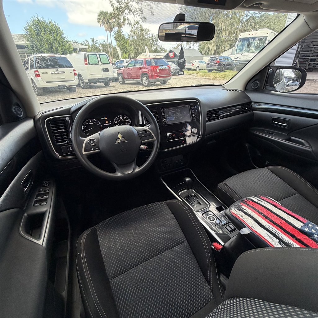 2020 Mitsubishi Outlander - $7,990