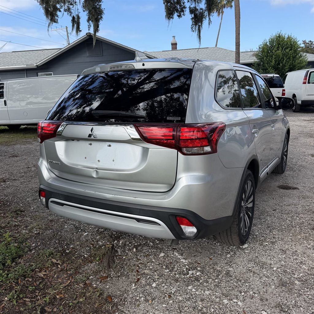 2020 Mitsubishi Outlander - $7,990