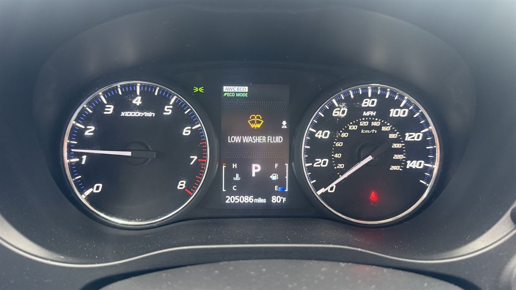 2020 Mitsubishi Outlander - $7,990