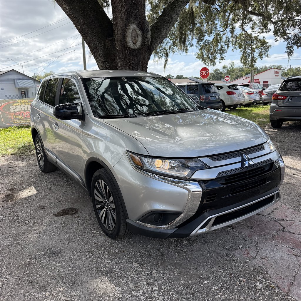 2020 Mitsubishi Outlander - $7,990