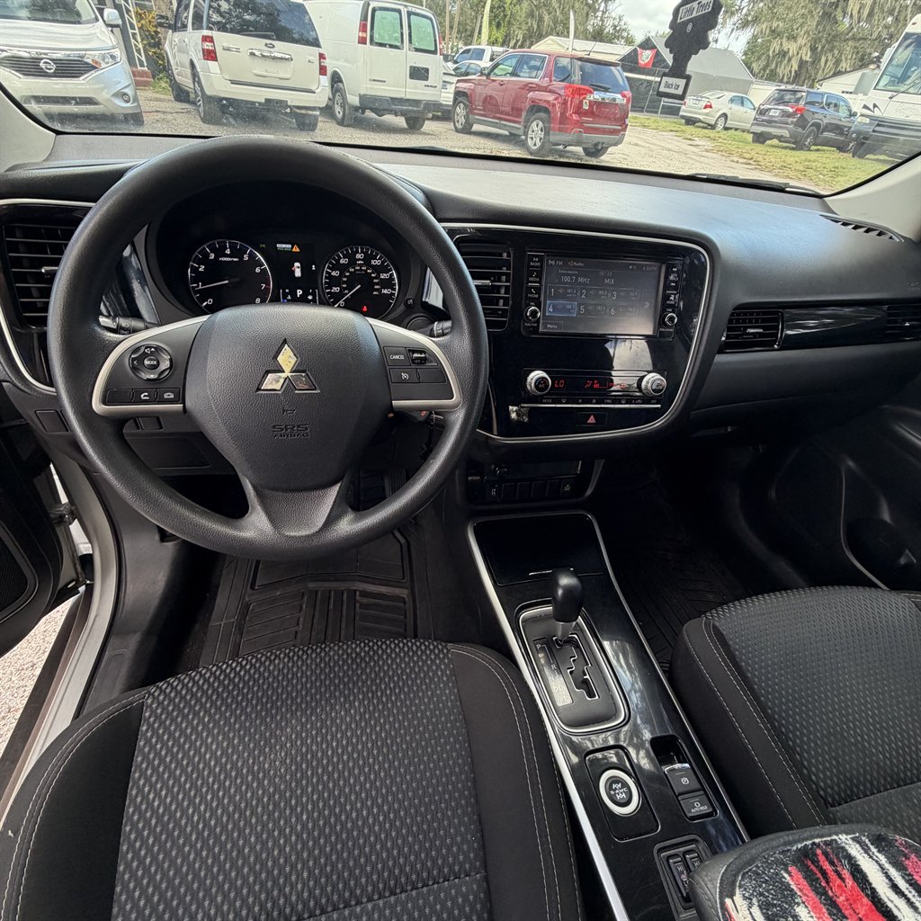 2020 Mitsubishi Outlander - $7,990
