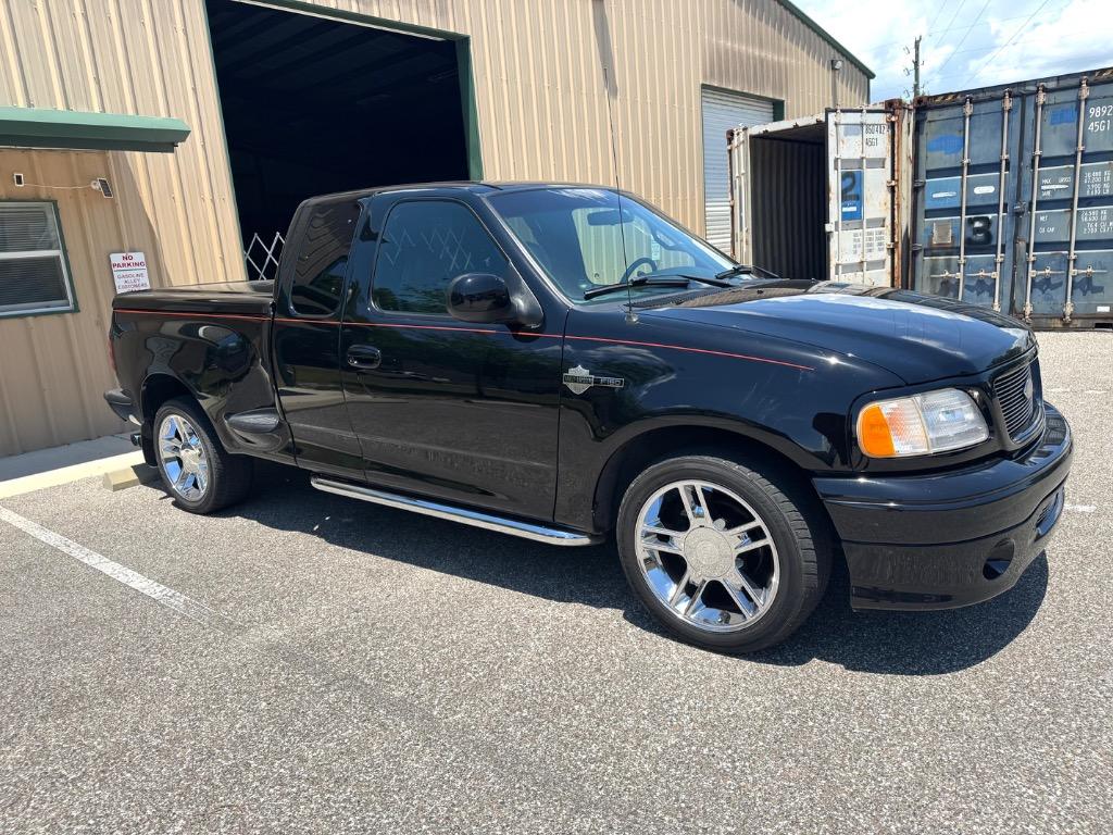 2000 Ford F150 - $26,495