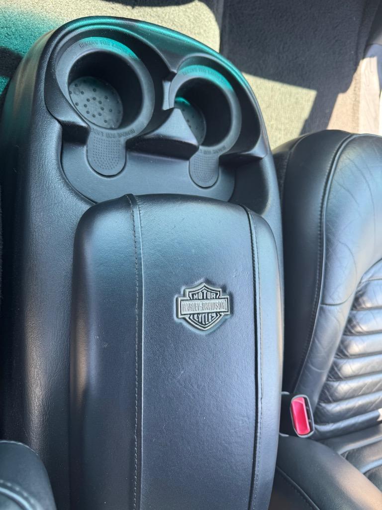2000 Ford F150 - $26,495