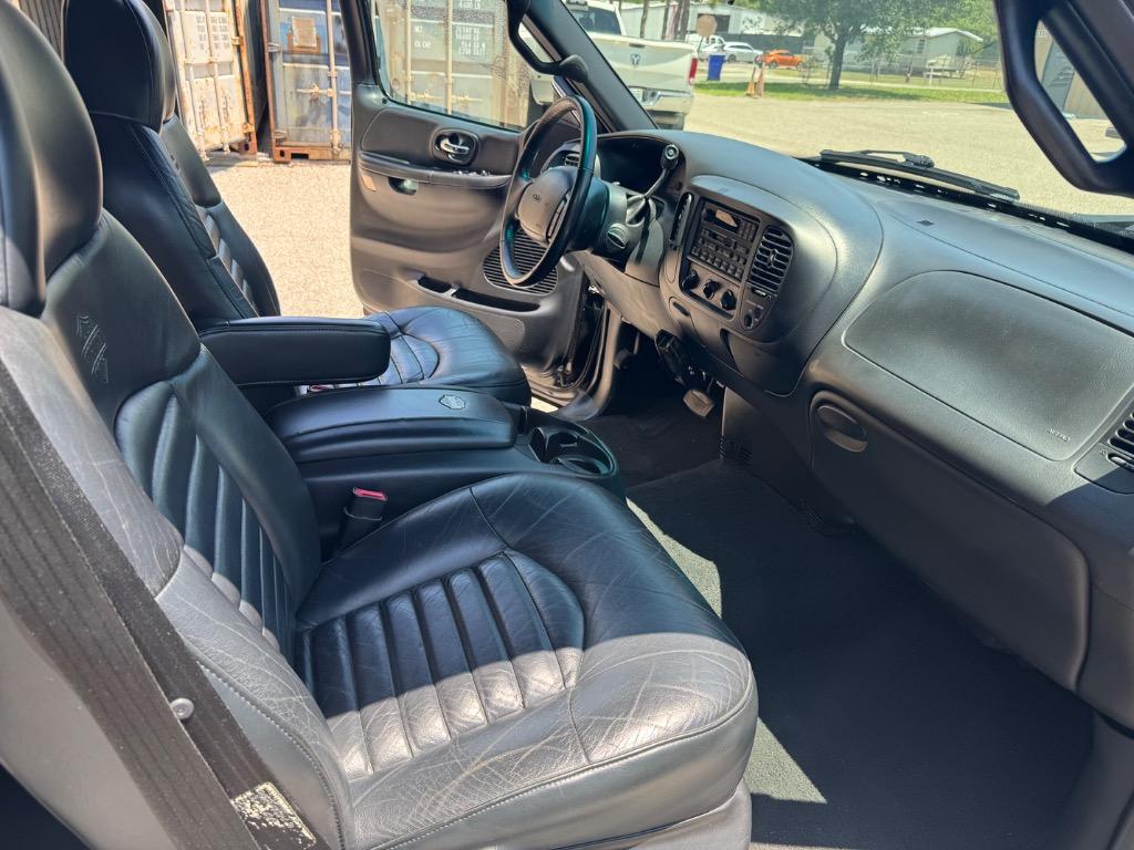 2000 Ford F150 - $26,495