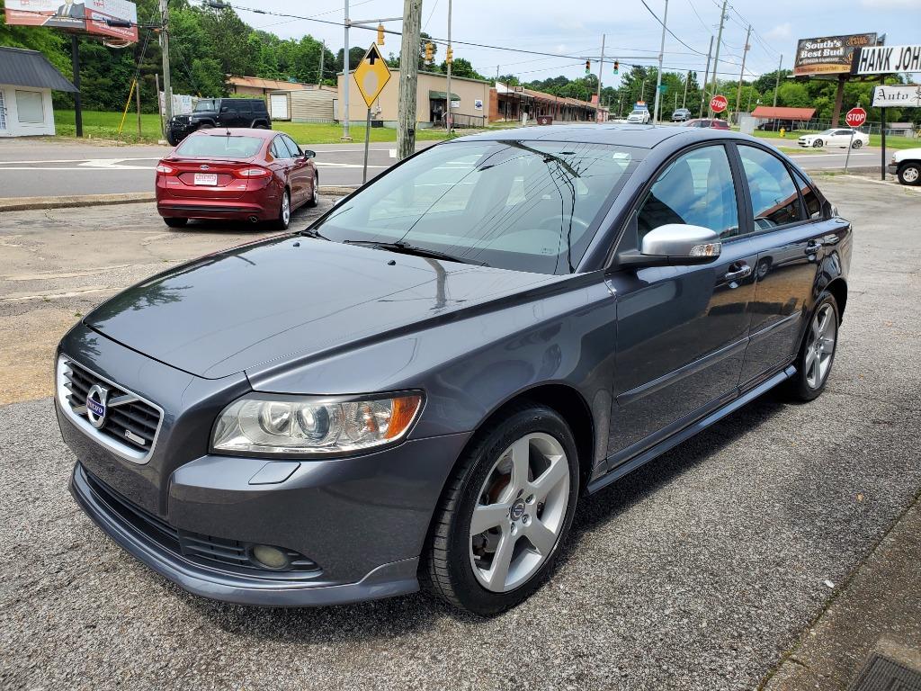 2011 Volvo S40 T5 photo