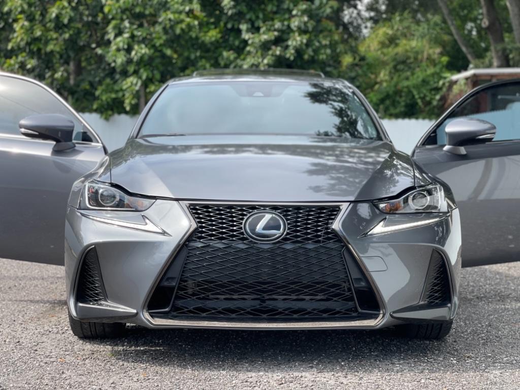 2019 Lexus IS 300 photo
