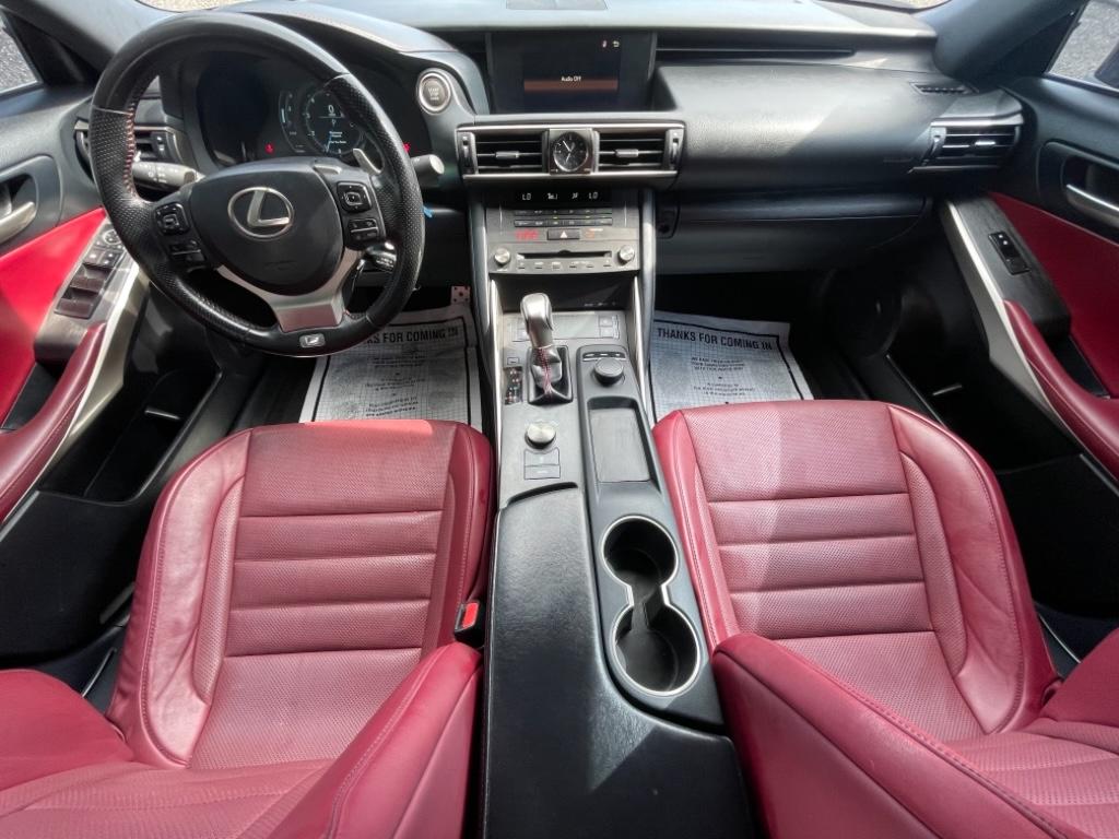2019 Lexus IS 300 photo