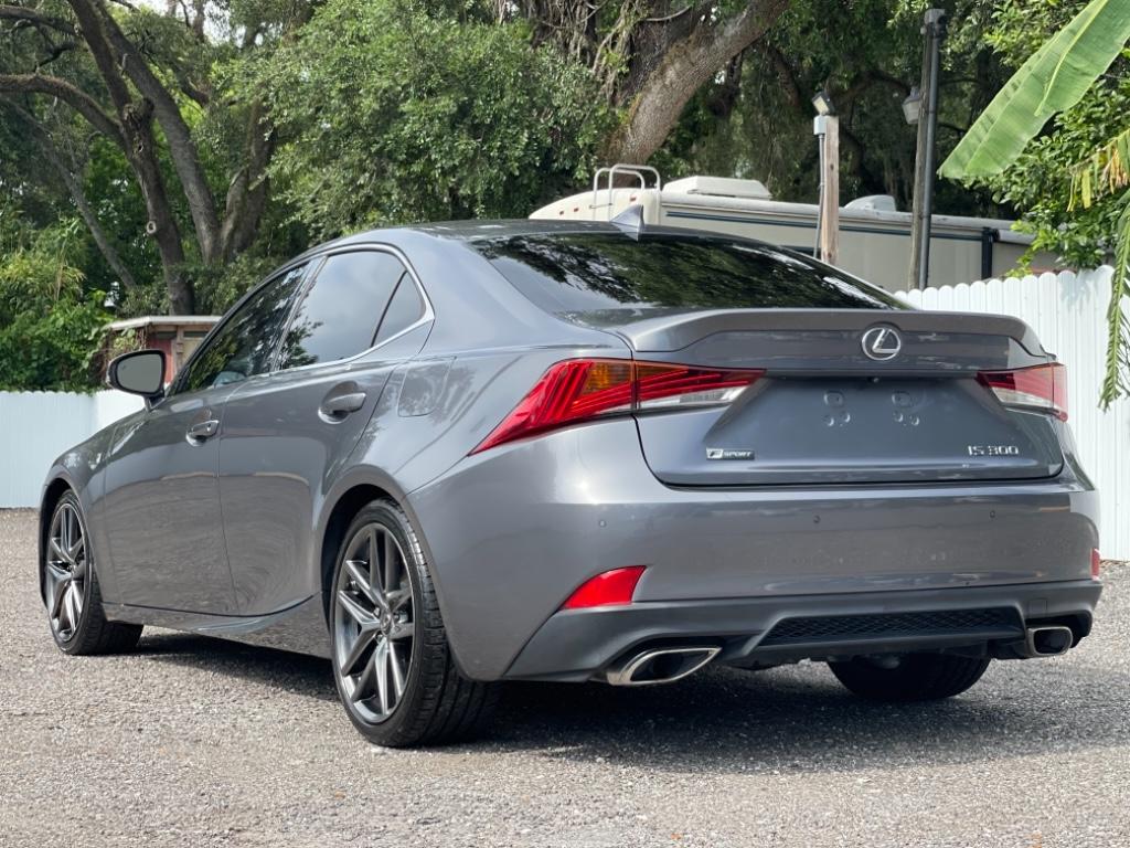 2019 Lexus IS 300 photo