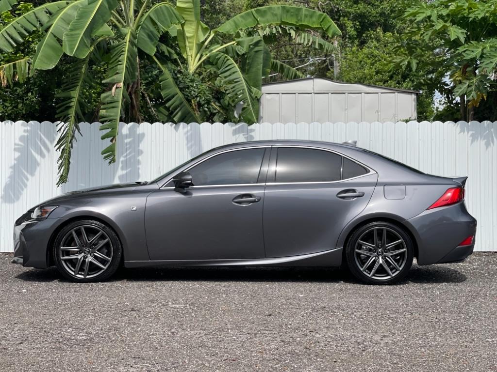 2019 Lexus IS 300 photo