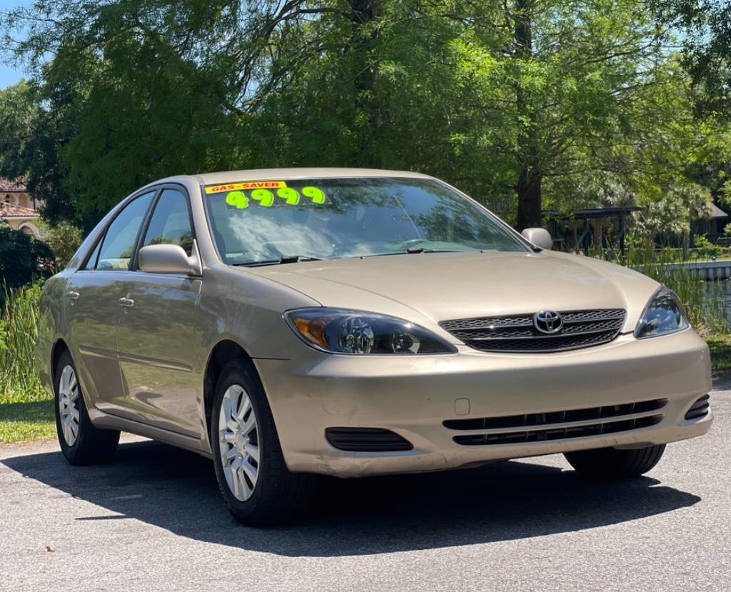 2003 Toyota Camry LE photo