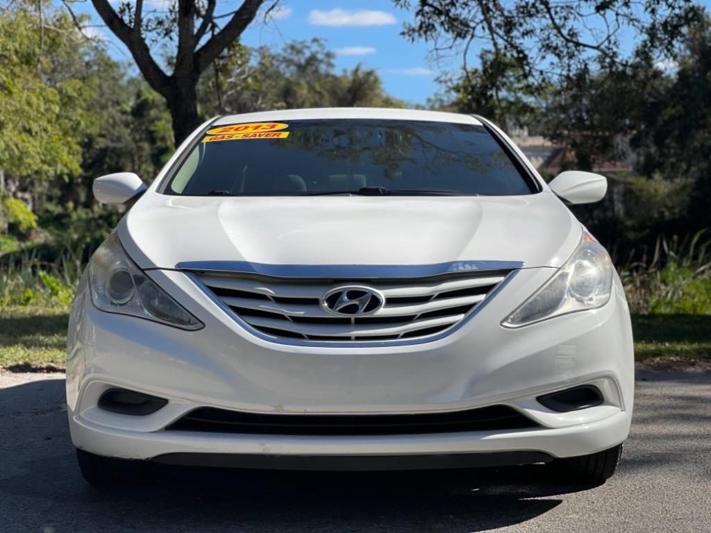 2013 Hyundai Sonata GLS photo