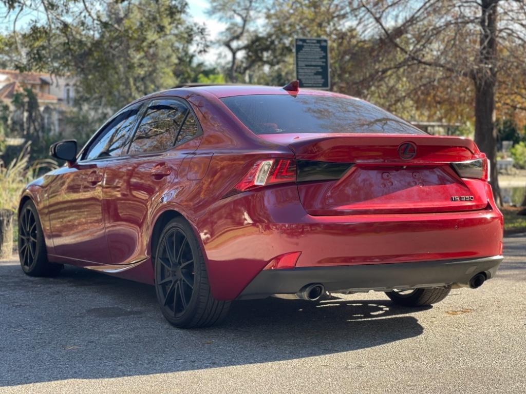 2015 Lexus IS 350 photo