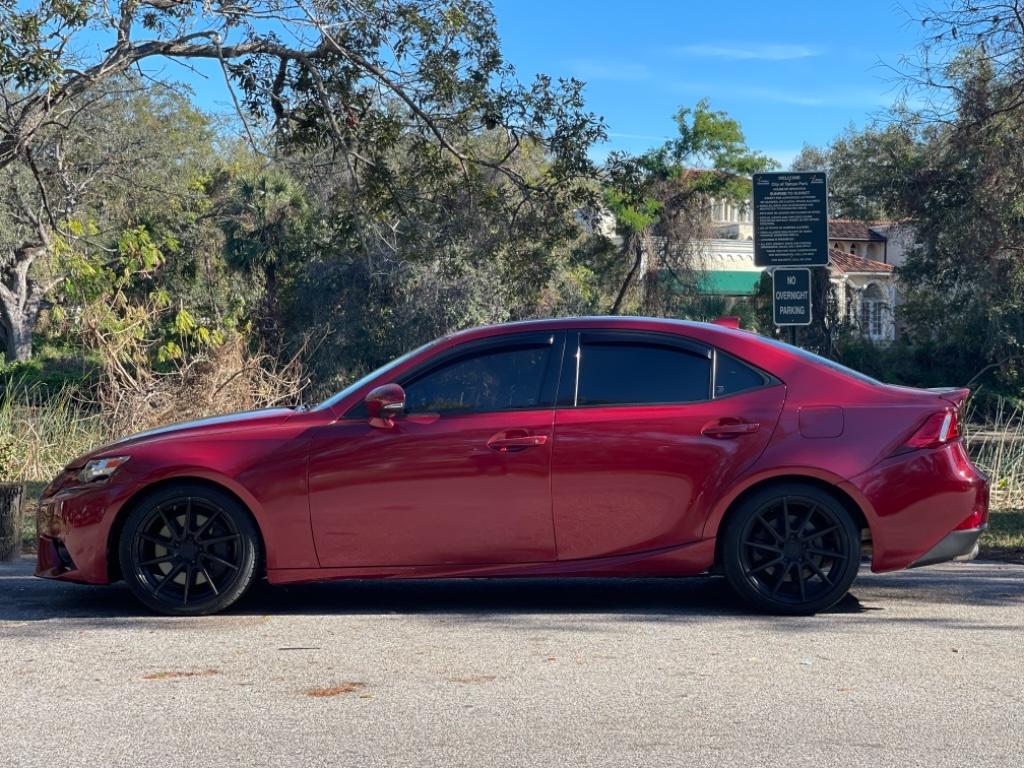 2015 Lexus IS 350 photo