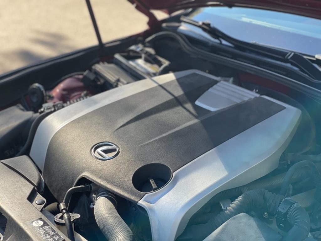 2015 Lexus IS 350 photo