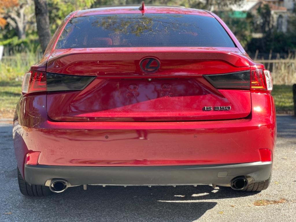 2015 Lexus IS 350 photo