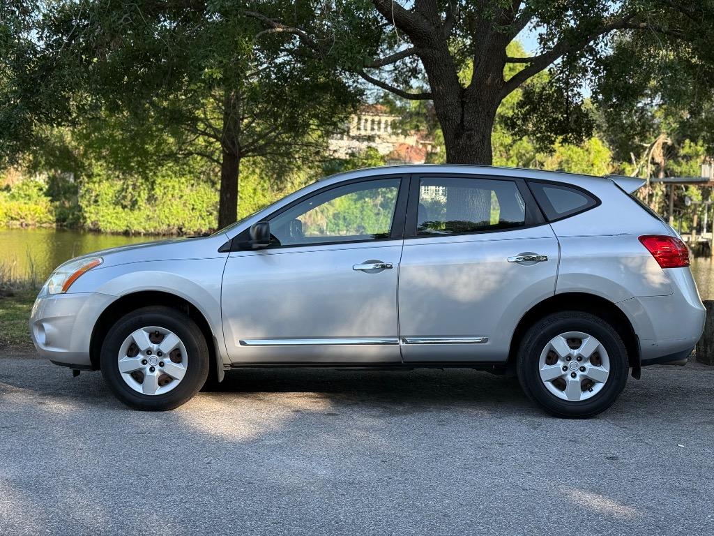 2013 Nissan Rogue S photo