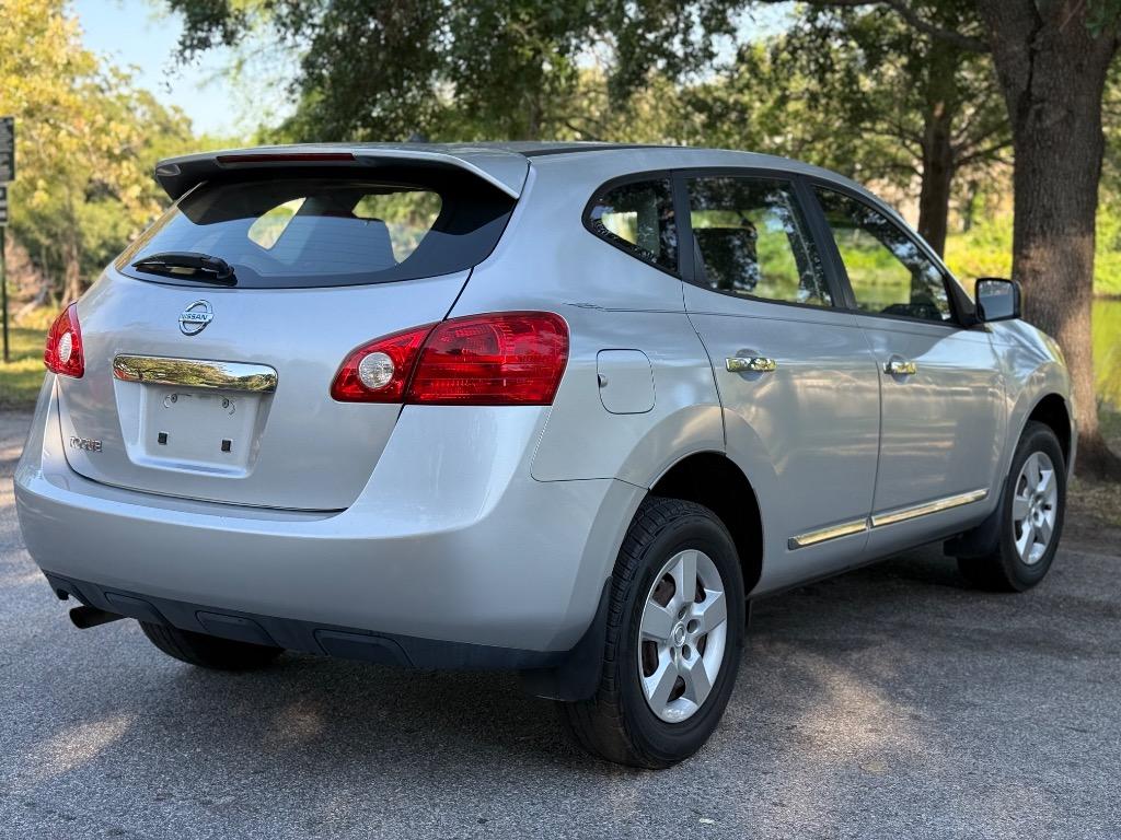 2013 Nissan Rogue S photo