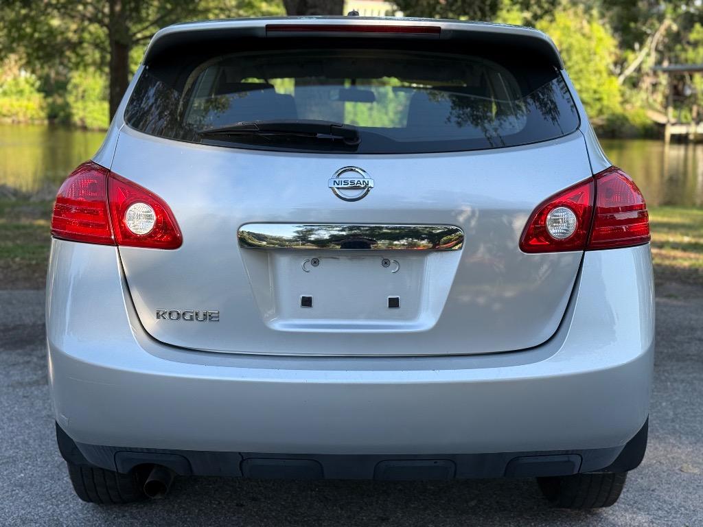 2013 Nissan Rogue S photo