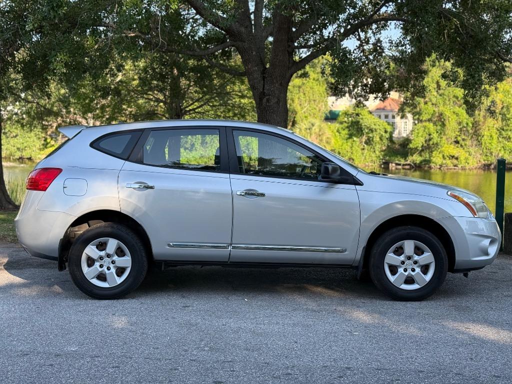 2013 Nissan Rogue S photo