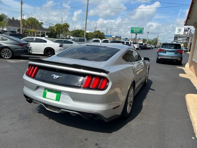 2017 Ford Mustang Eco photo