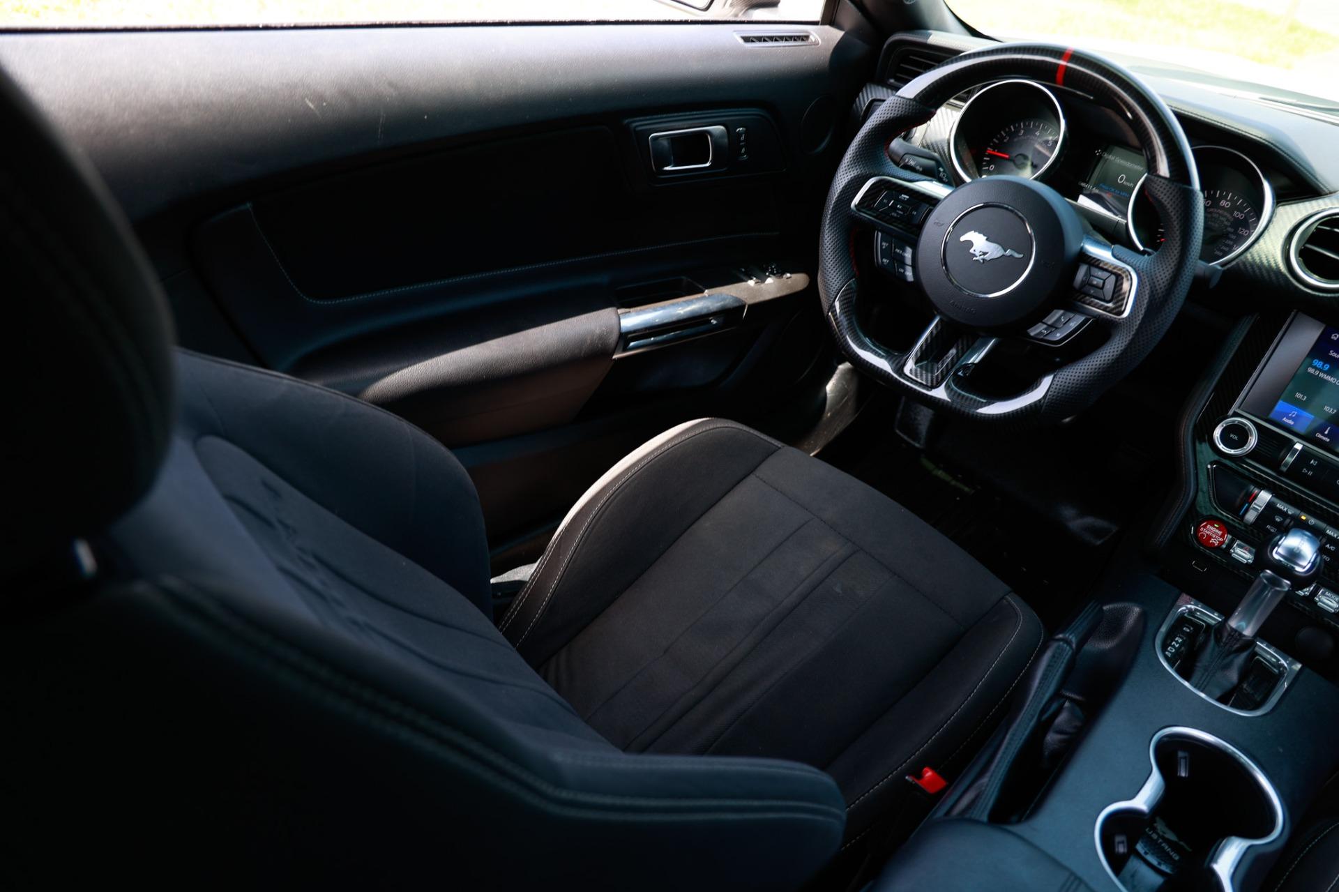 2021 Ford Mustang Eco photo