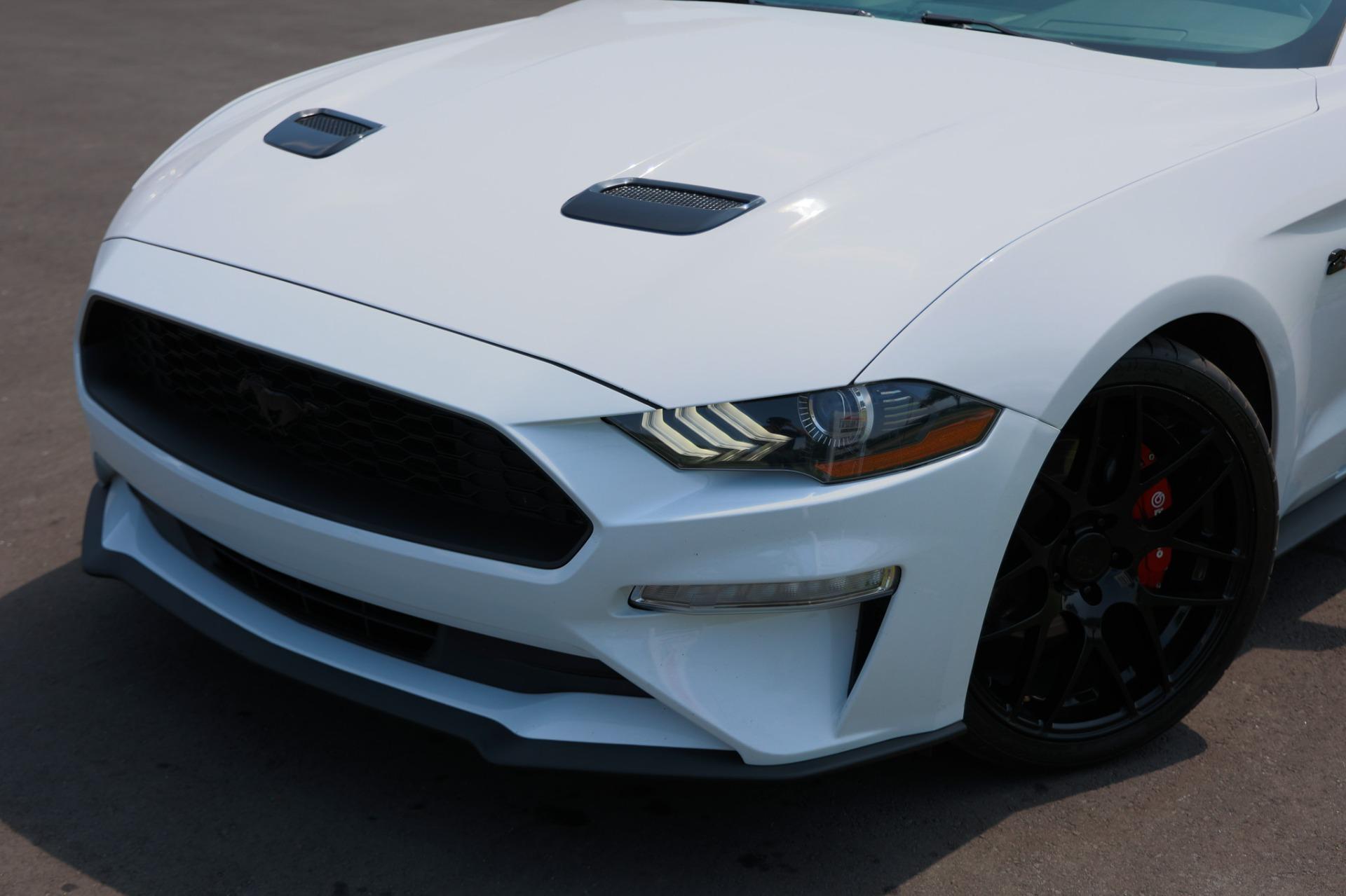 2021 Ford Mustang Eco photo