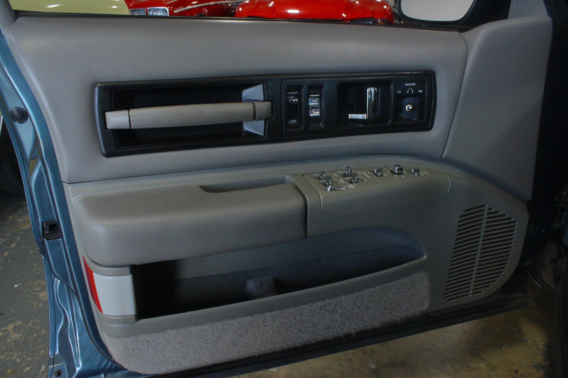 1996 Chevrolet Caprice - $33,996