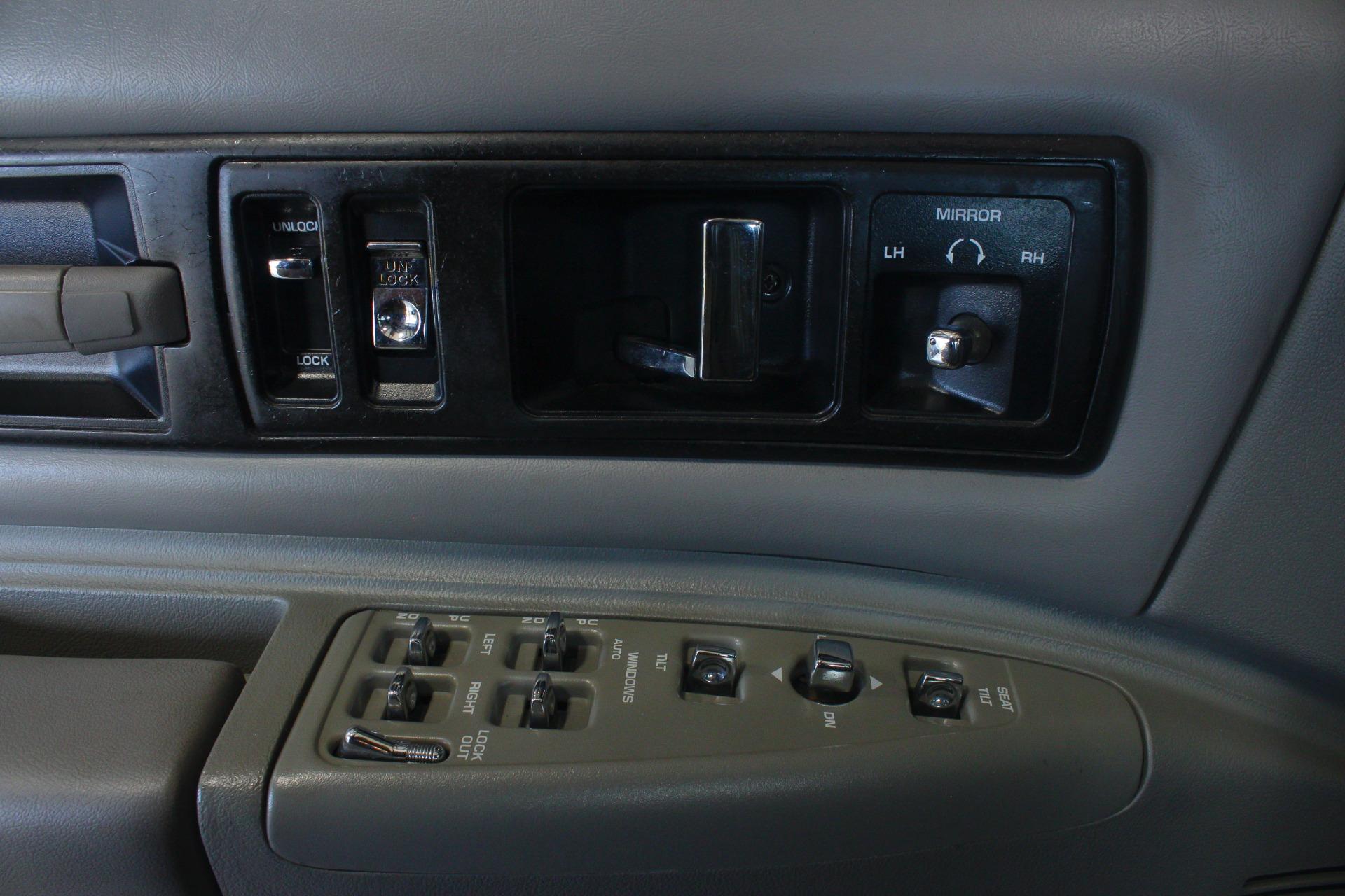 1996 Chevrolet Caprice - $33,996
