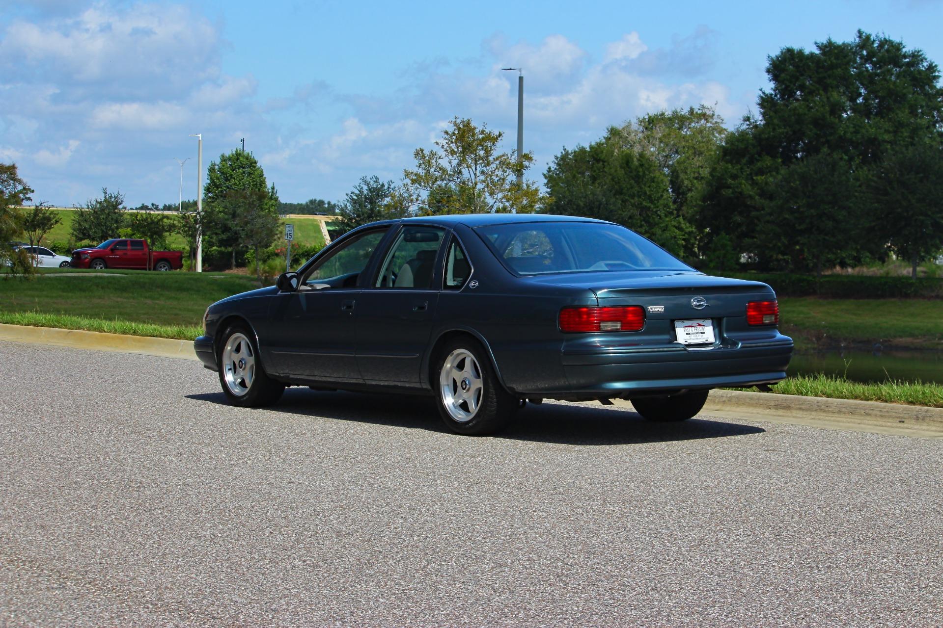 1996 Chevrolet Caprice - $33,996