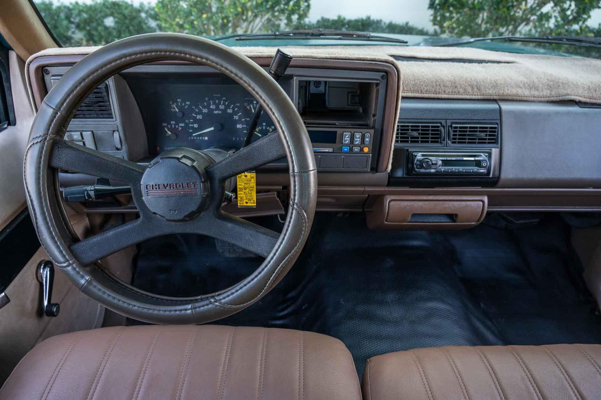1993 Chevrolet RSX C2500 Silverado photo
