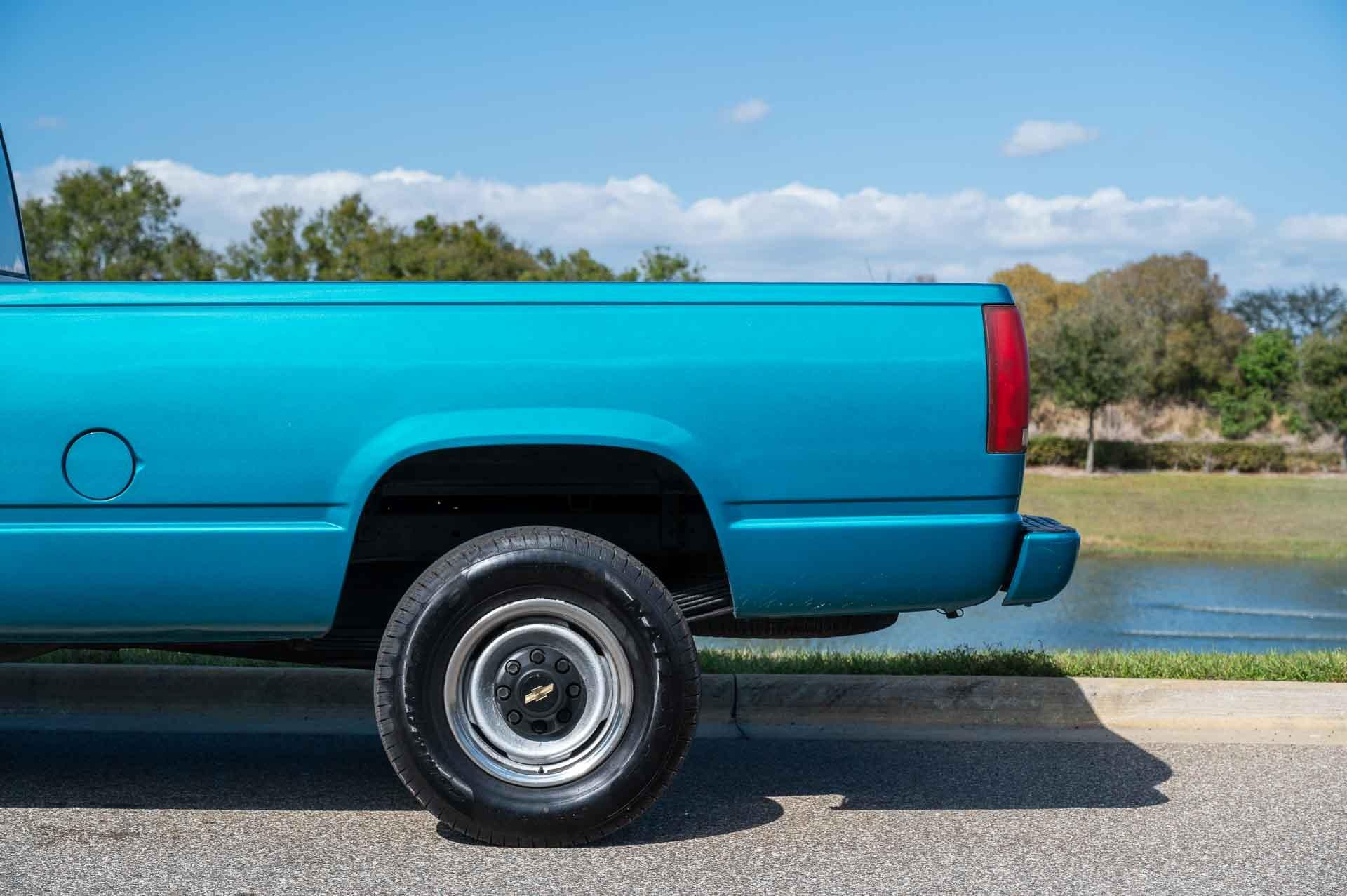 1993 Chevrolet RSX C2500 Silverado photo