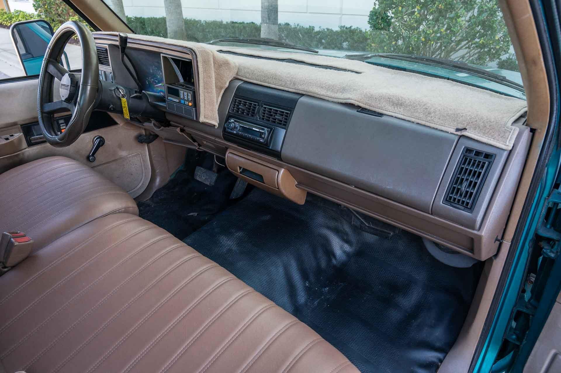 1993 Chevrolet RSX C2500 Silverado photo
